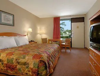 فندق Days Inn Williamsburg Central